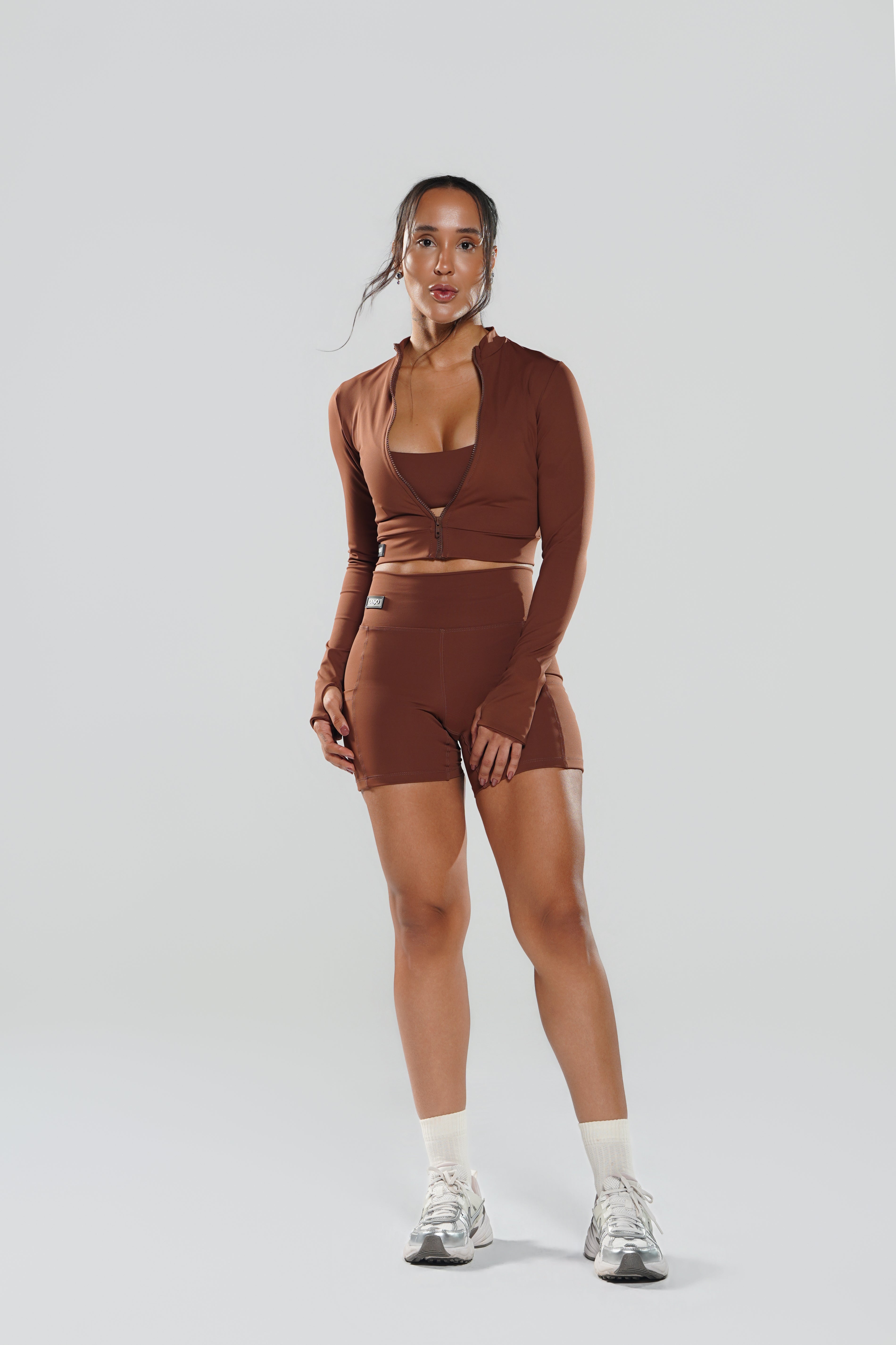 Jaqueta Bomber Fitness Feminina Marrom CEYÓ com Zíper e Manga Longa