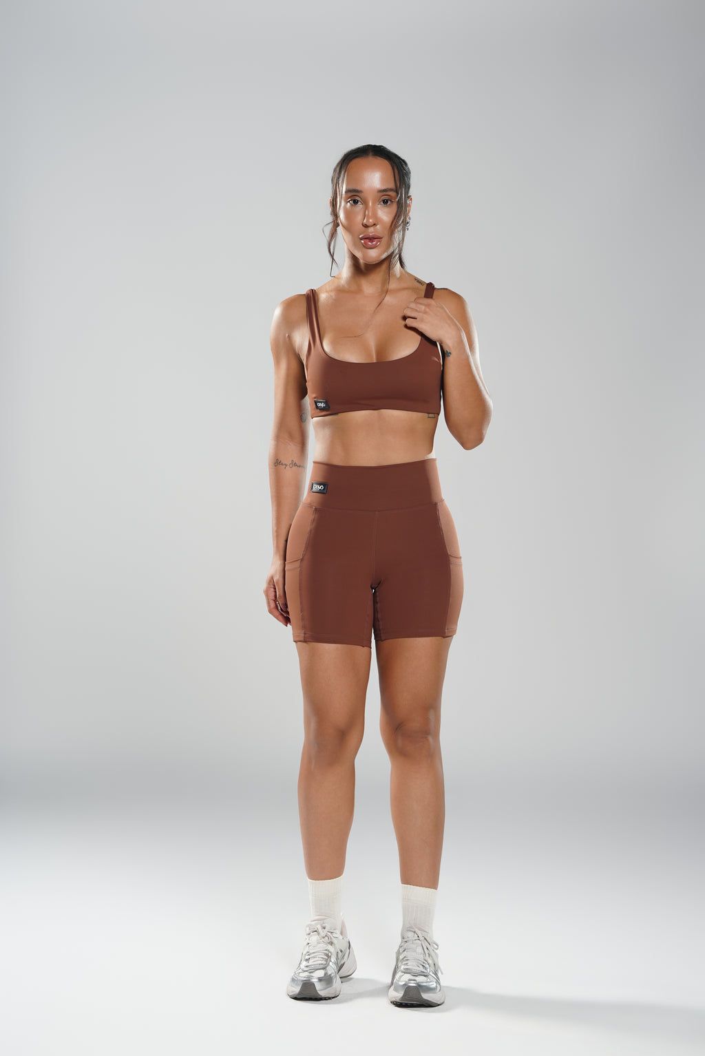 Short Fitness Feminino Marrom CEYÓ Cintura Alta